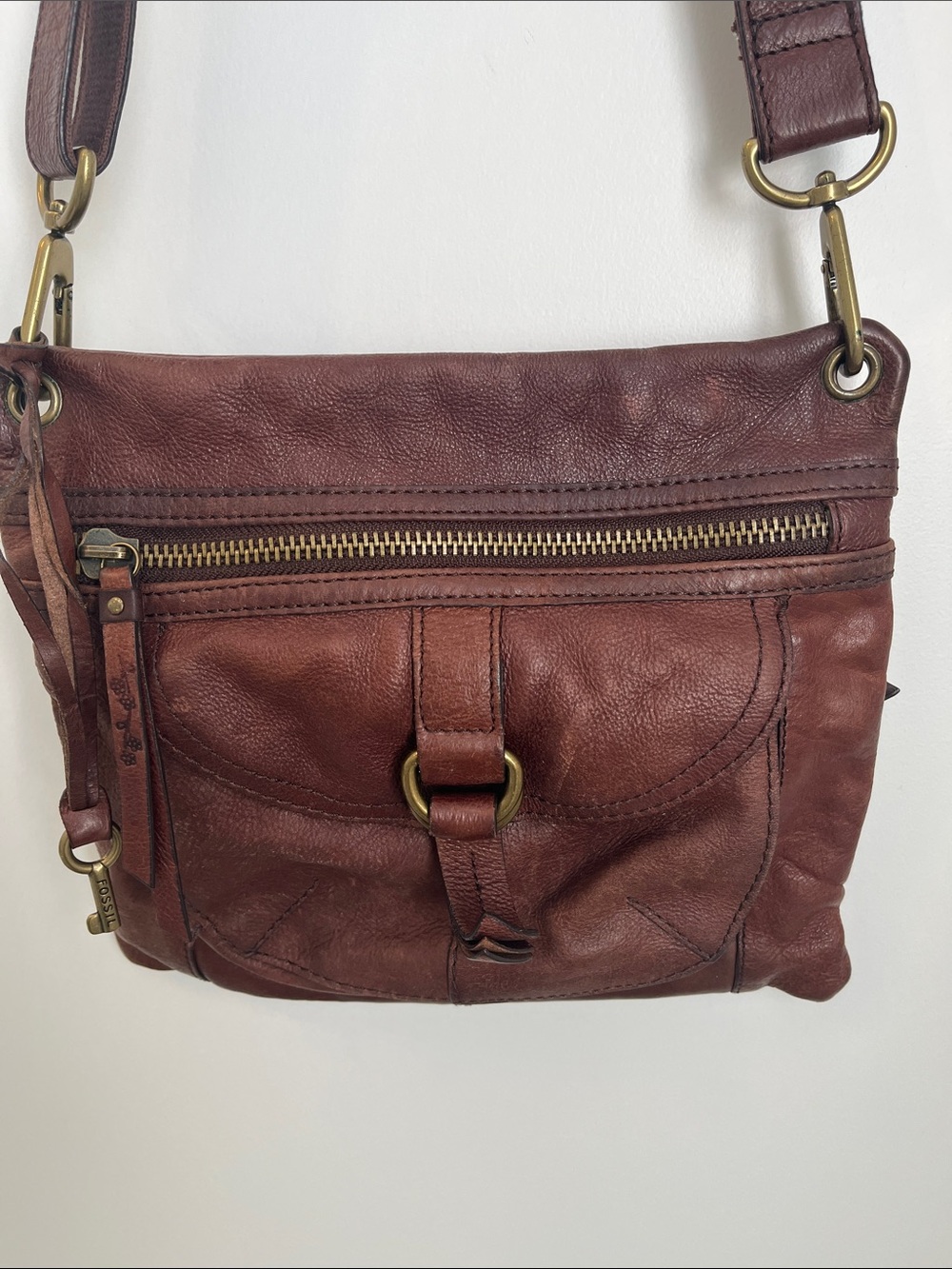 Vintage Fossil Sasha Women's Brown Leather Crossbody Bag with Brass Hardware